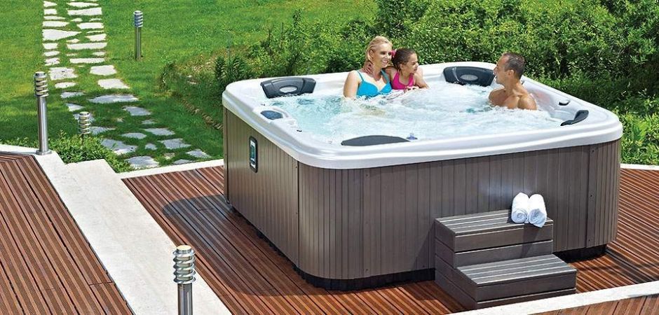 Квадратный гидромассажный СПА бассейн WELLIS Kilimanjaro Life Premium 236х236 ФОТО