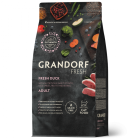 Сухой корм для взрослых кошек Grandorf Fresh с уткой и бататом