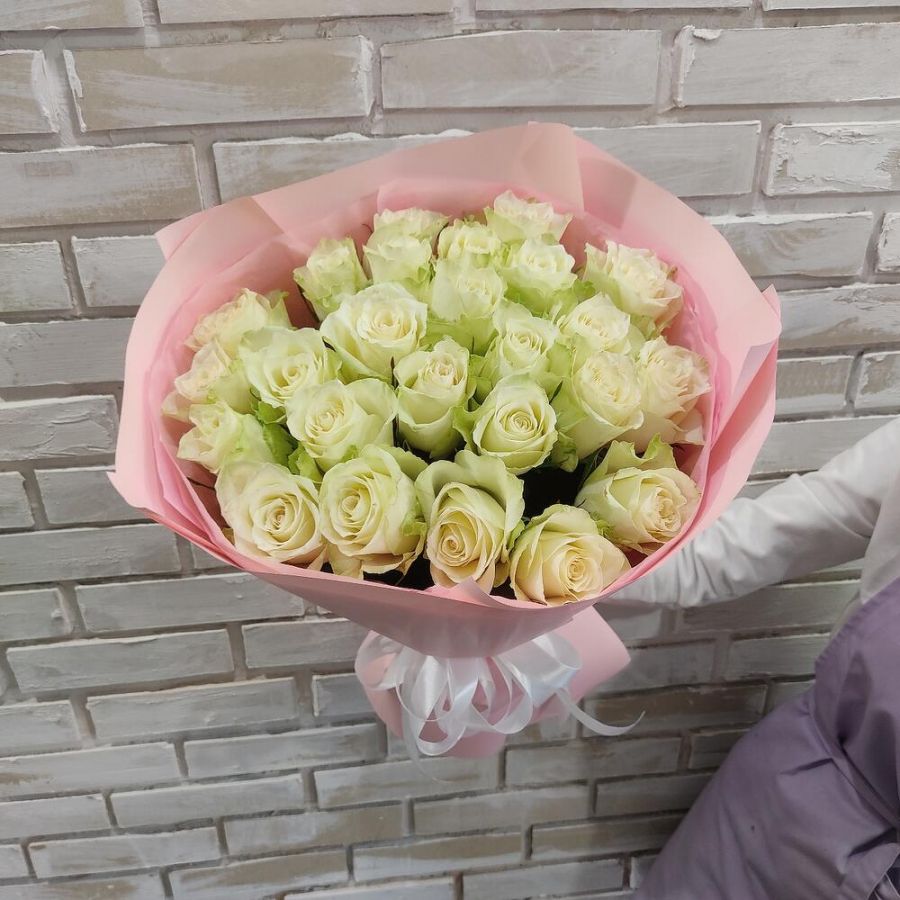 Букет белые розы от 25шт