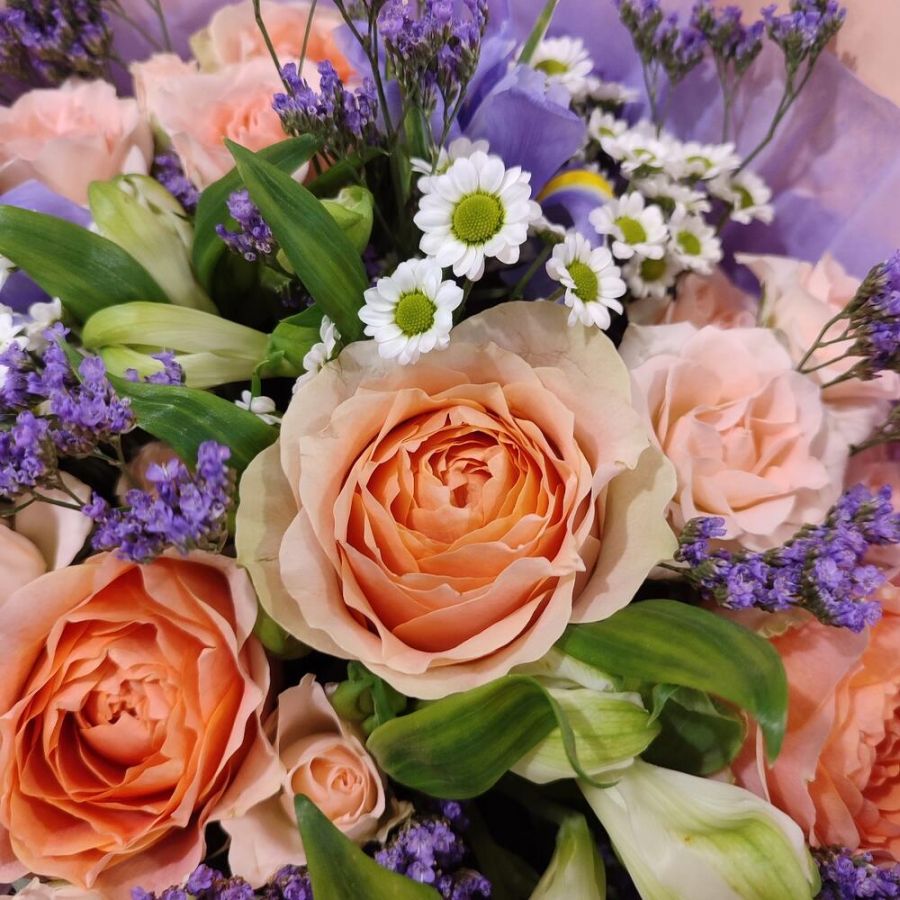 Букет кремово фиолетовый