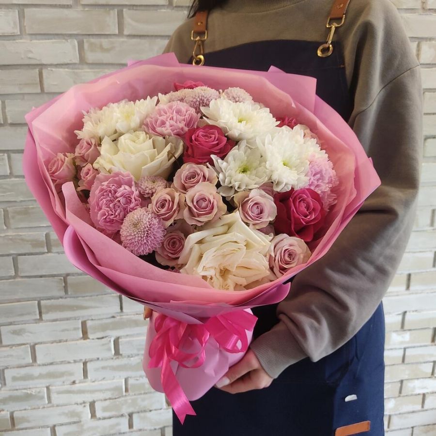 Букет розово белый