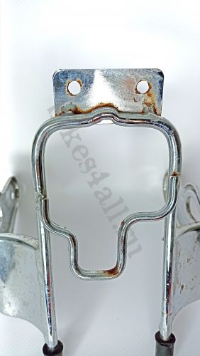 Кронштейн круглой фары Yamaha YBR 125 2009+, уценка