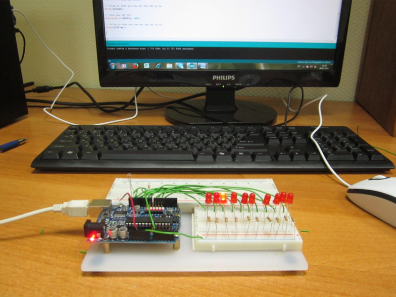 Набор для быстрого прототипирования электронных устройств на основе микроконтроллерной платформы СПЕЦИАЛИСТ