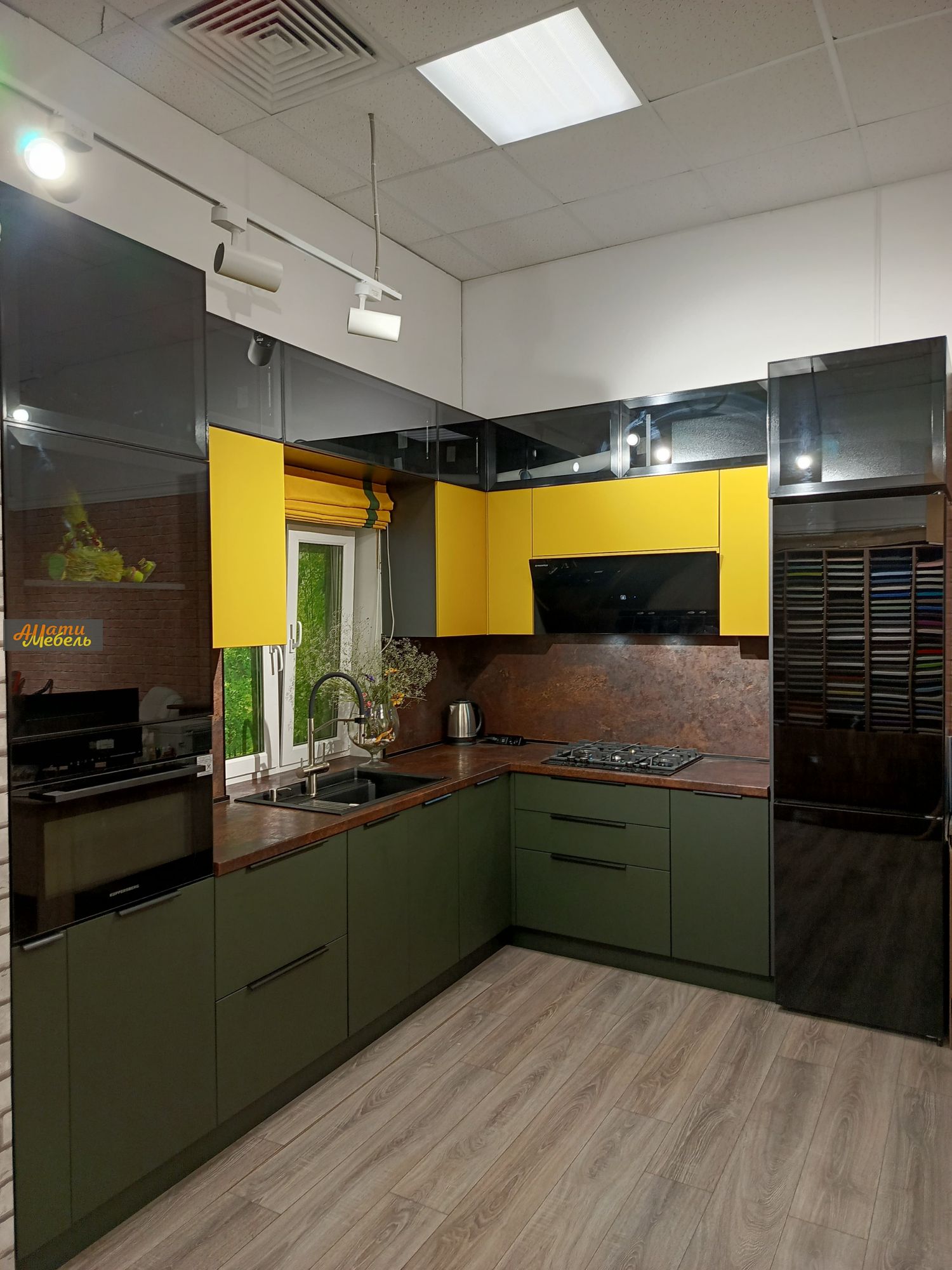 кухонный гарнитур за 0 ₽