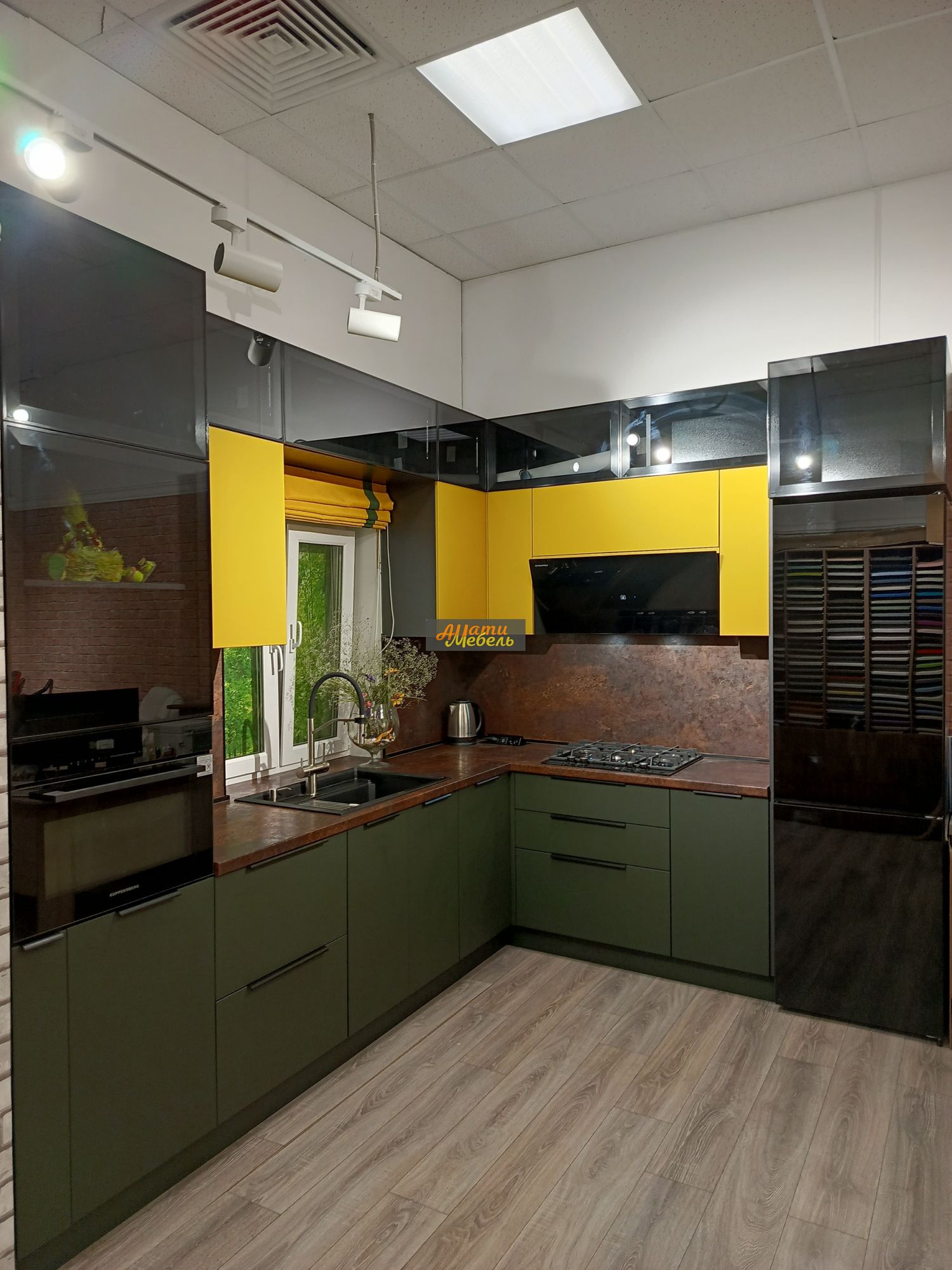 кухонный гарнитур