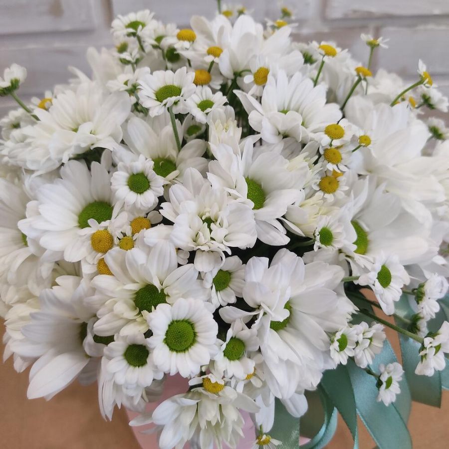 Ромашки в коробке