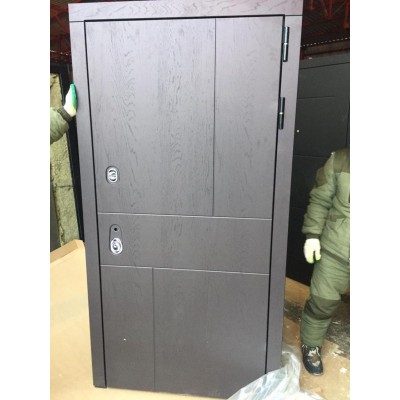 Входная дверь Лабиринт URBAN 31 Черный кварц