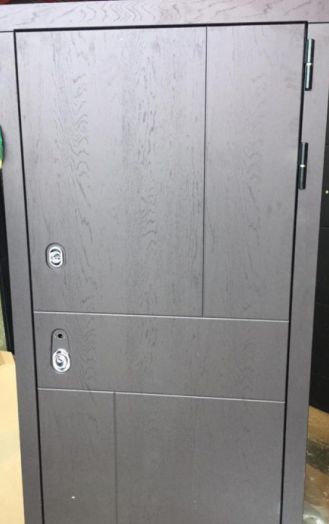 Входная дверь Лабиринт URBAN 29 Черный кварц