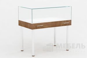 Витрина музейная 10