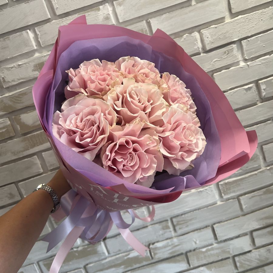 Французские розы Пинк Мондиаль 7шт