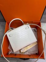 Сумка HERMES KELLY Crocodile 28 см золото