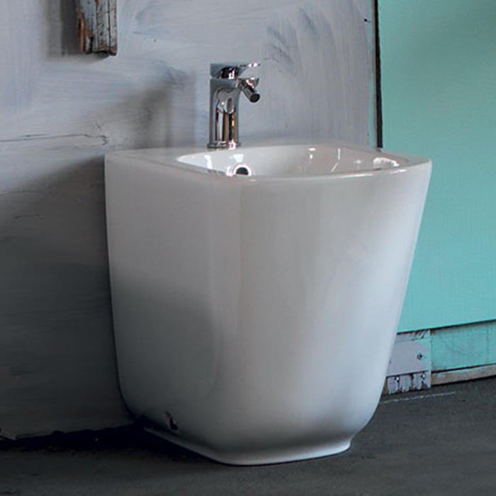 Изображение Напольное биде Kerasan Tribeca  в комплекте с крепежом WB5N 512001