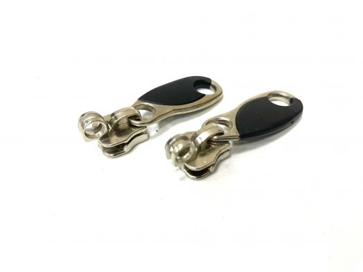 Бегунок для спиральной молнии чемодана #8 (лев, прав) реверс, встречные