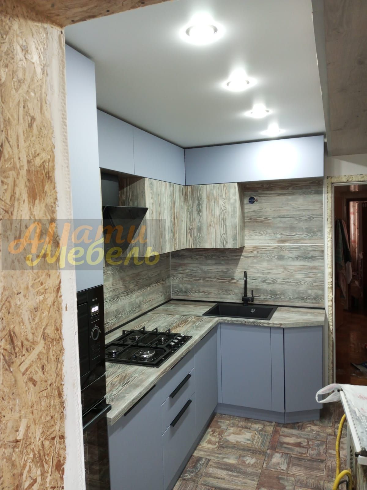 Кухонный гарнитур