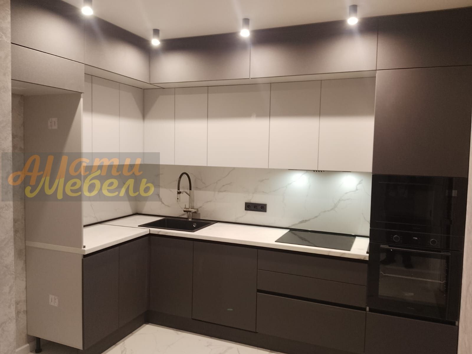 Кухонный гарнитур