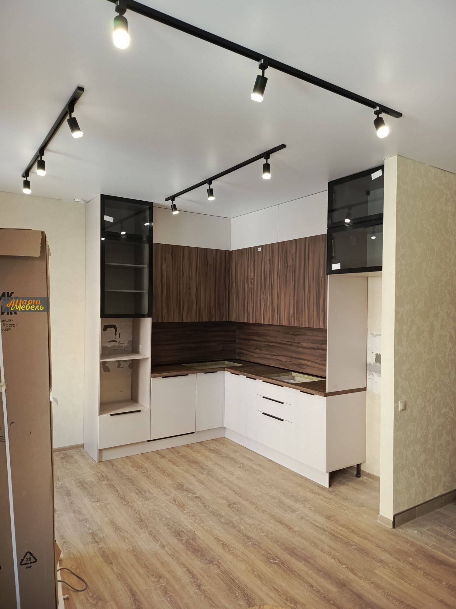 Кухонный гарнитур за 0 ₽