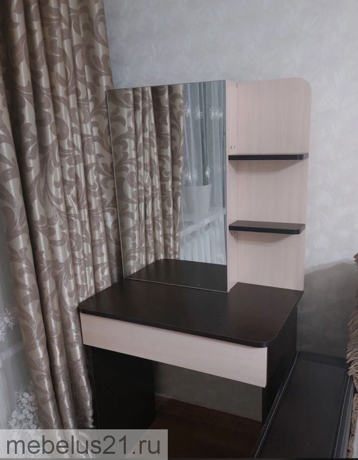 Стол туалетный Майа Венге