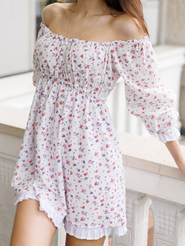 Платье Babydoll белое в цветочек
