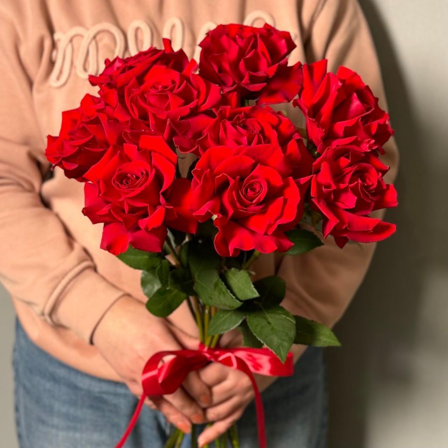 Букет красных французских роз