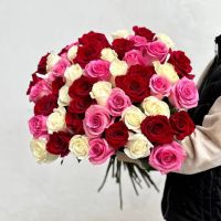 51 роза микс Эквадор. Белые, красные и розовые.
