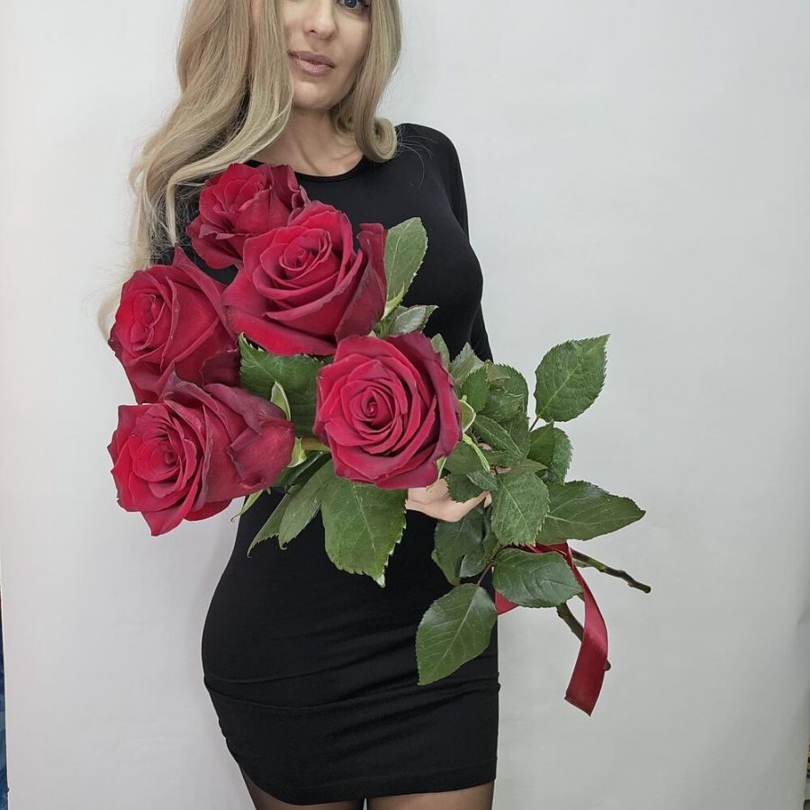 Букет из из красных роз Эквадор ️