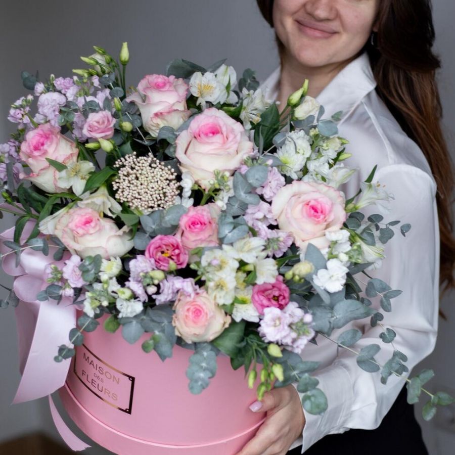 Розы в коробке