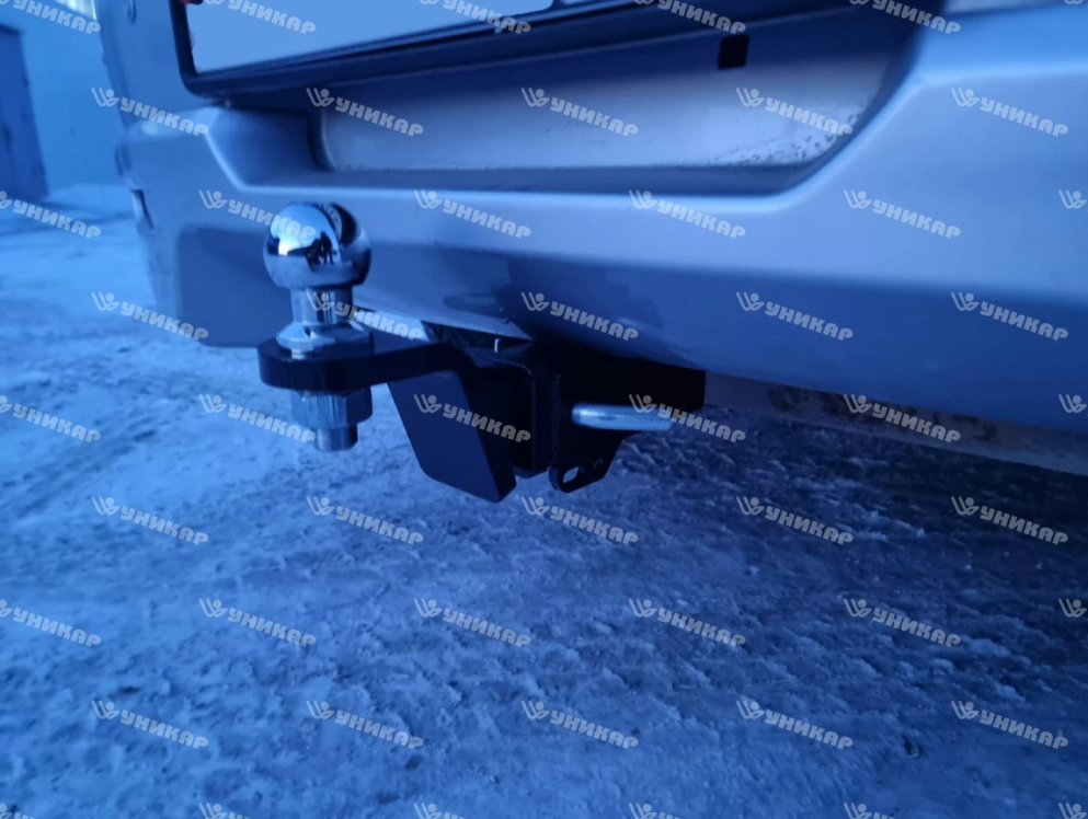 Mitsubishi Airtrek I поколение / Mitsubishi Outlander I поколение (под квадрат)