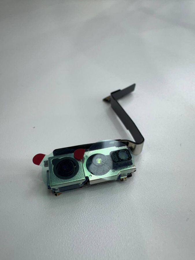 Apple iPhone 16 pro  камера фронтальная (передняя) оригинал с разбора (снятый)