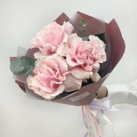 Французские розы с эвкалиптом